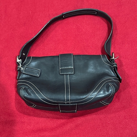 Coach Black Leather Shoulder Bag with Stitching - Picture 2 of 12